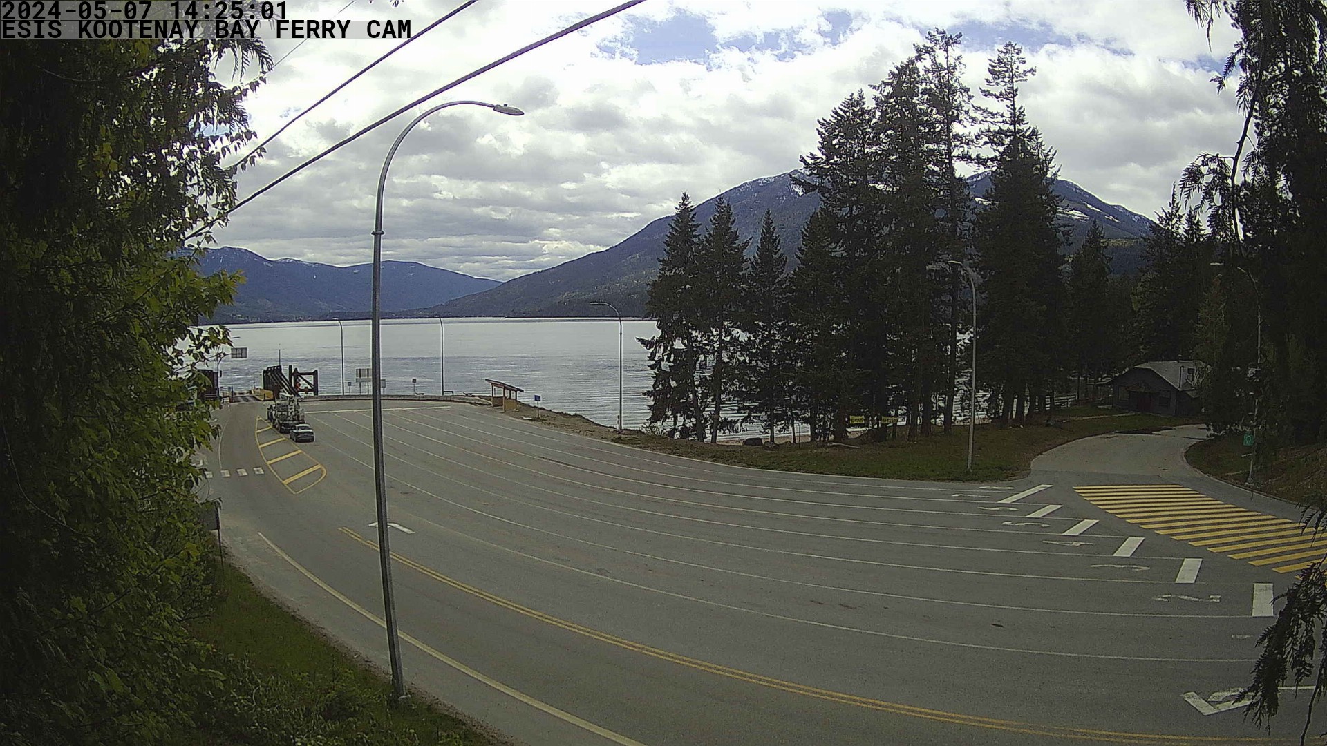 Kootenay Bay Ferry Landing Webcam - Provided by the 
East Shore Internet Society, with funding by the RDCK EDCK